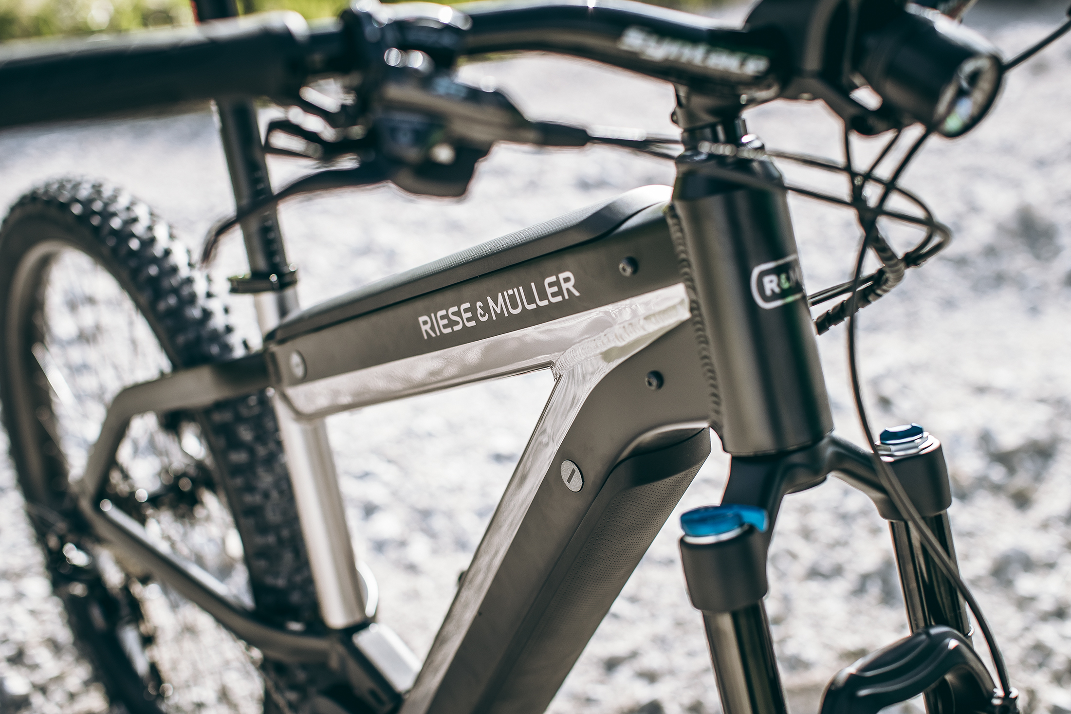 Riese & Muller Supercharger Mountain: The Ultimate Hardtail E-mountain Bike 