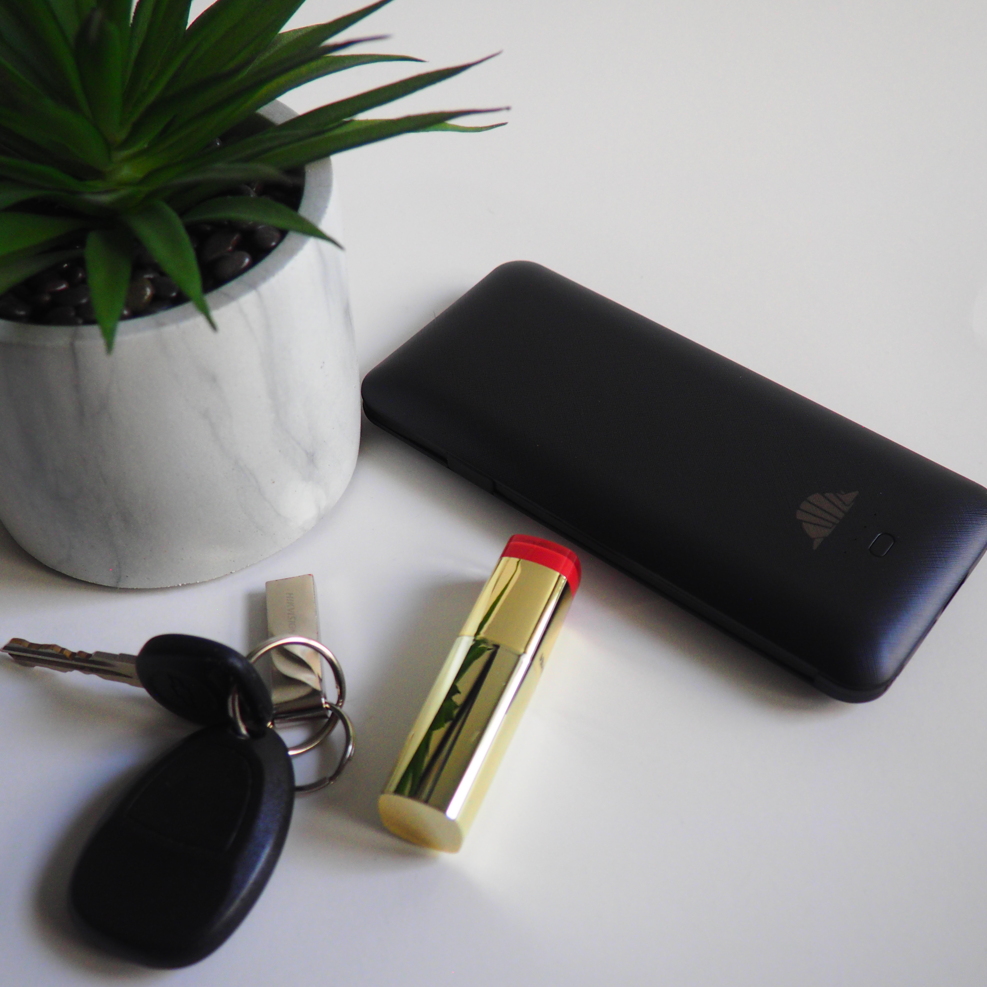 Scout - World's Most Versatile Portable Charger