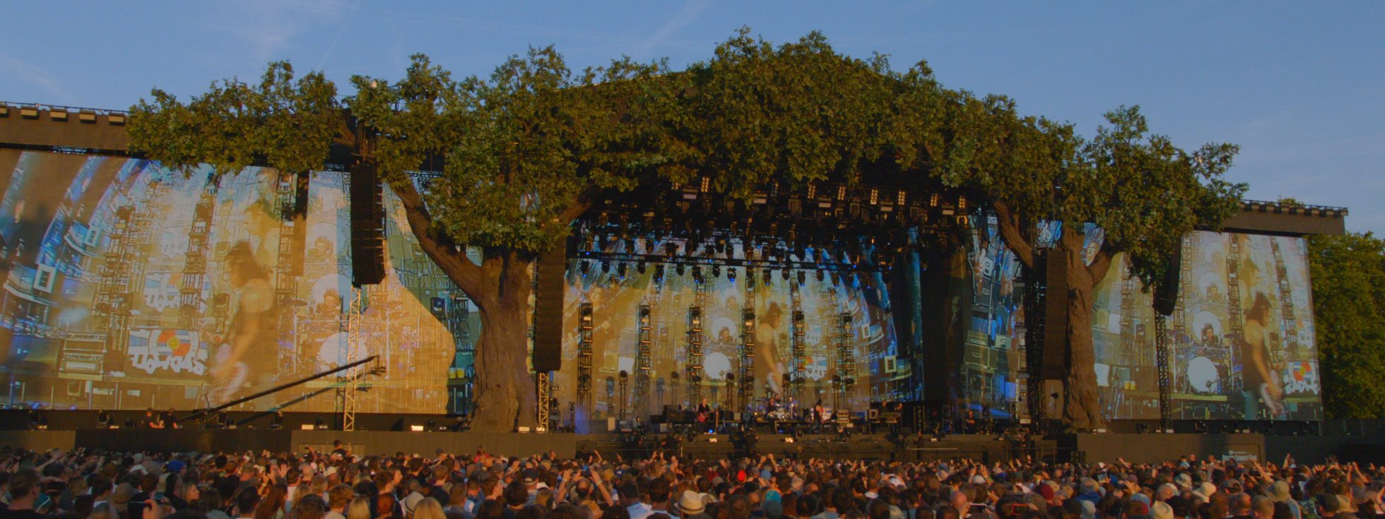 The Cure - Anniversary 1979-2018 Live In Hyde Park London still (Trafalgar Releasing)