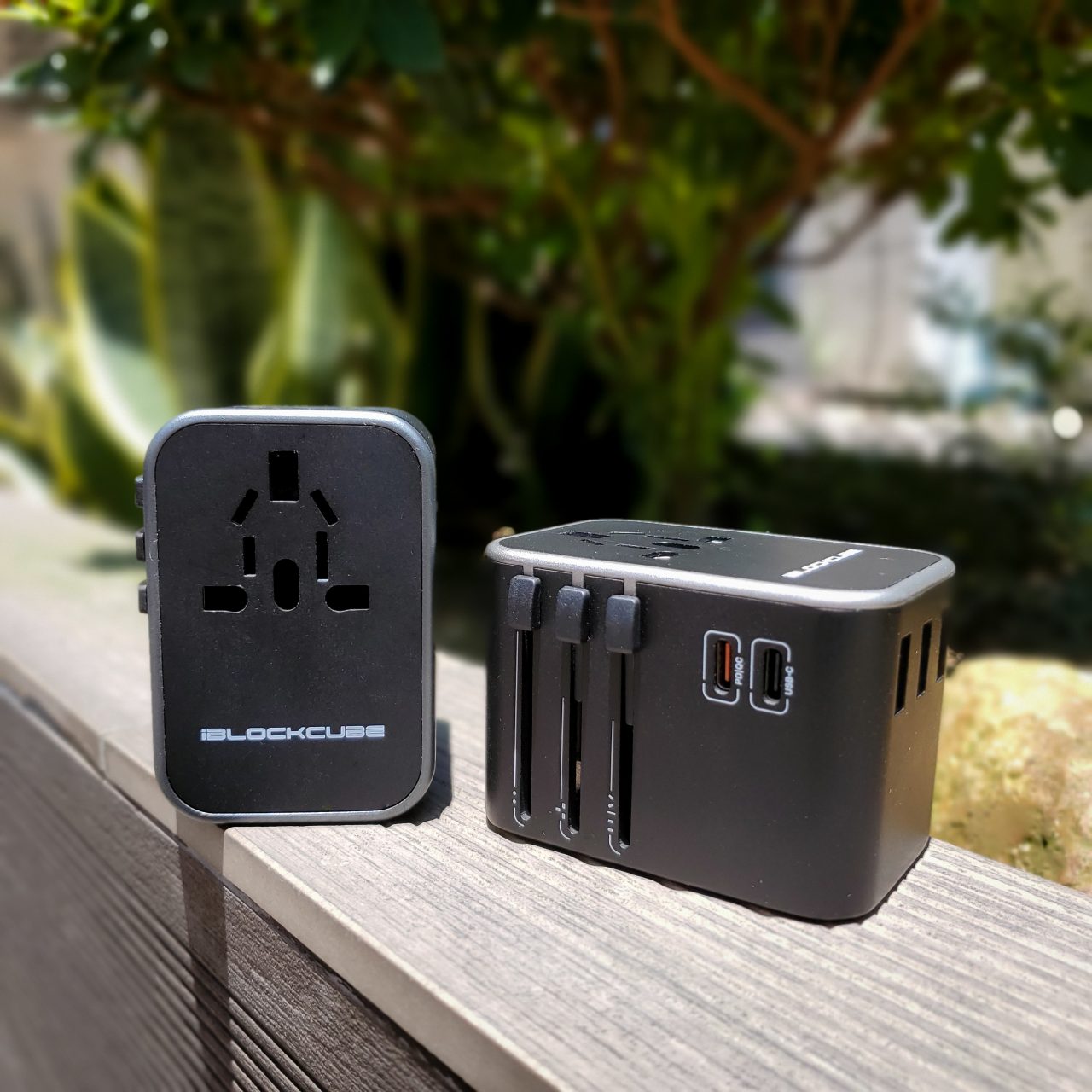 The Nimble iBlockCube All-In-On Travel Adapter (Pixelfy)