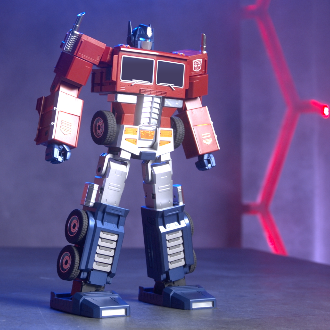 Elite Optimus Prime product image (Robosen Robotics)