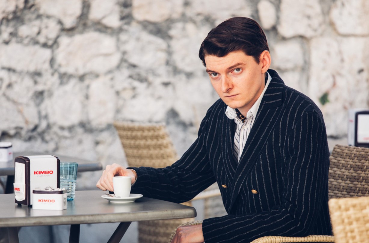 Hotel Costiera still (Prime Video)