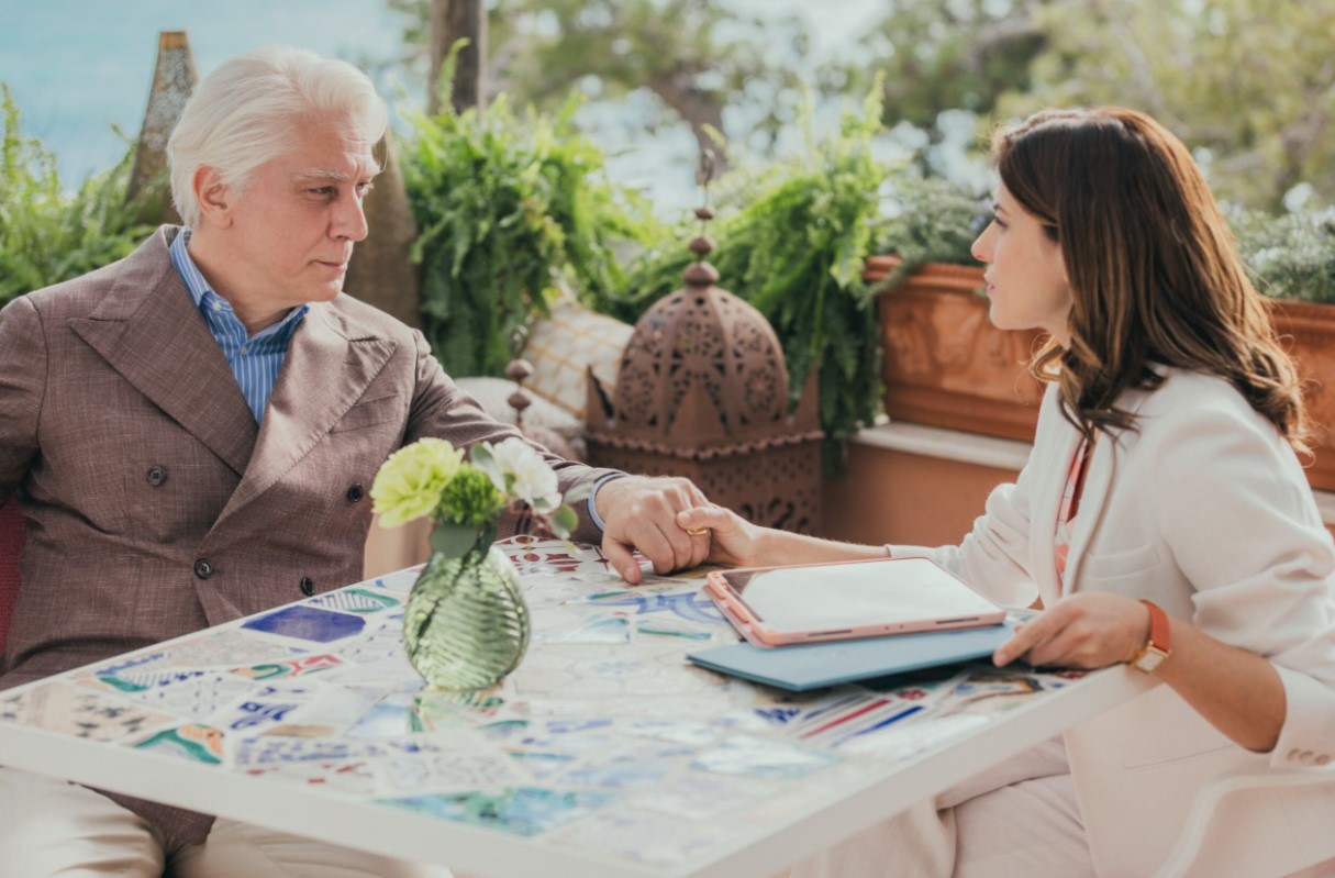 Hotel Costiera still (Prime Video)