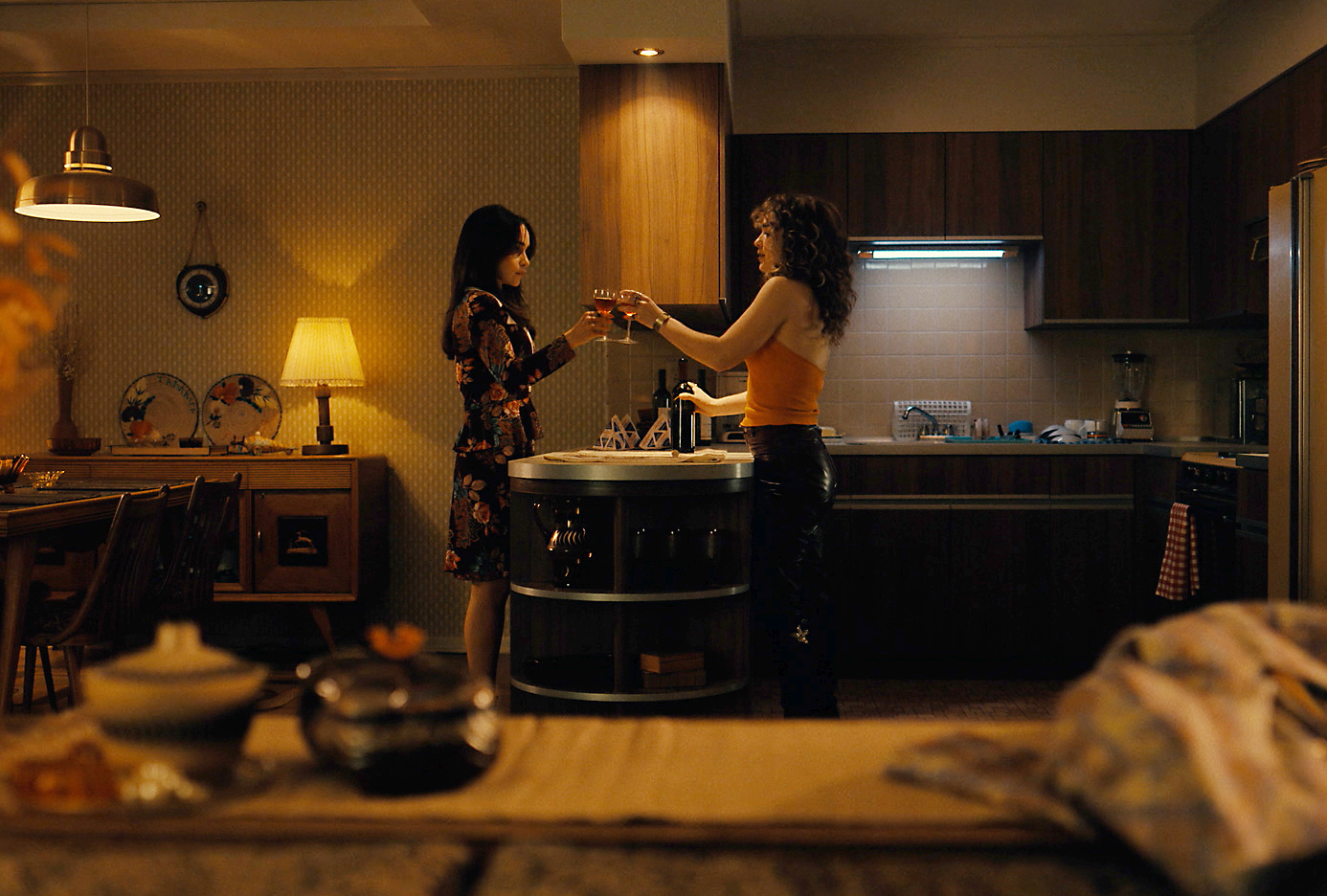 PONIES — (Photo by: Katalin Vermes/PEACOCK)