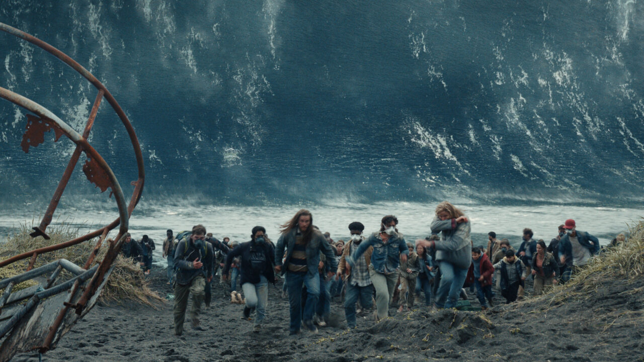 Greenland 2 still (Lionsgate)