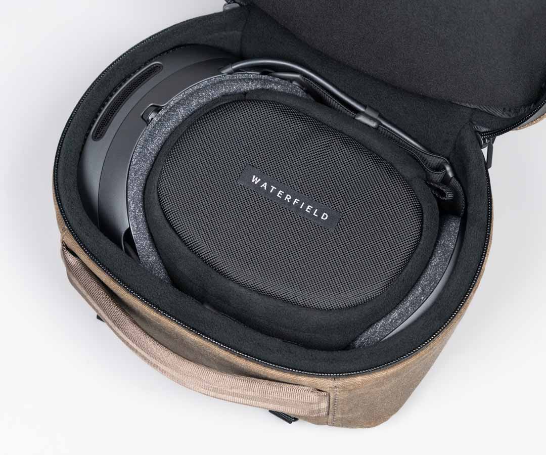 Steam Frame product image (WaterField Designs)